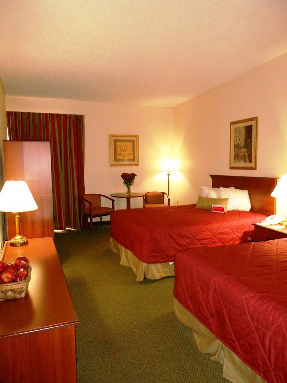 Hotel Ramada Maingate West Lake Buena Vista Zimmer foto